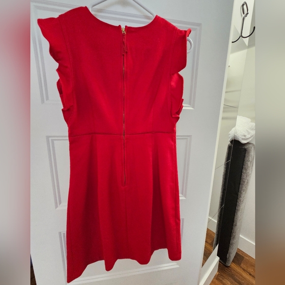 Red Vineyard Vines Shift Dress with Flutter Sleeve - Picture 2 of 5